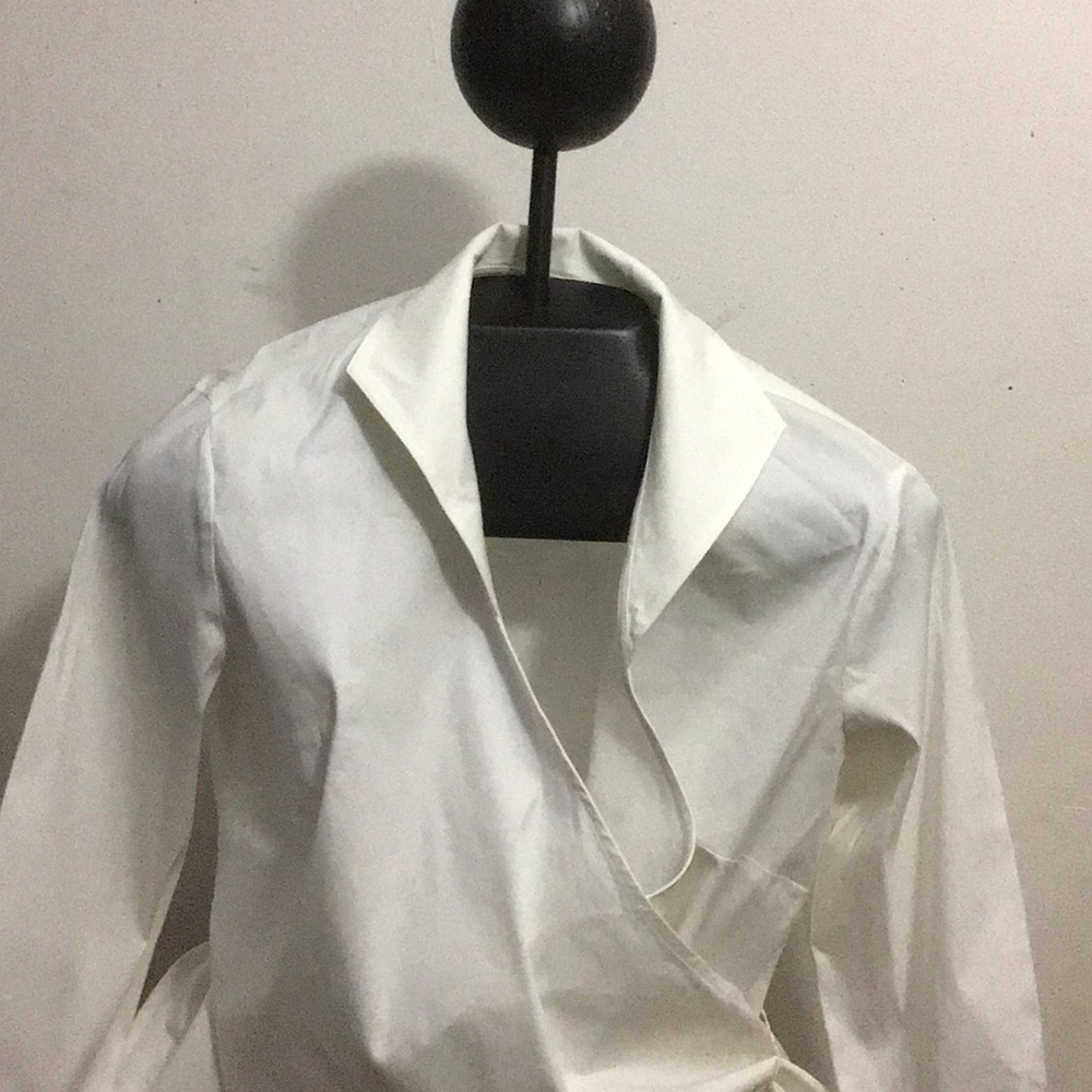 New.....Lafayette 148 cotton blouse - Picture 3 of 6